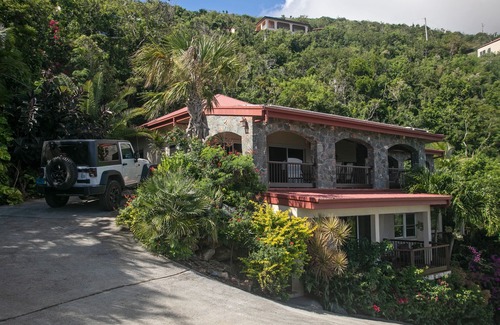 Estate Calabash Boom House | Easy Breezes ~ Family Luxury & Romantic Getaways
