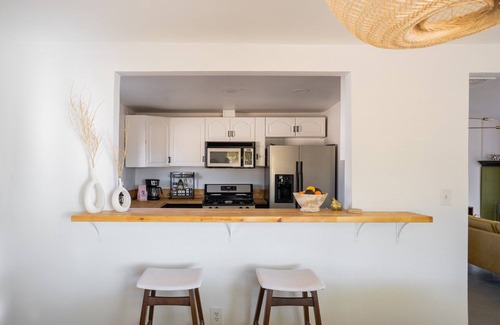 Yucca Valley House | ★ Easy Rider Ranch - Hot Tub, Fire Pit & Hammocks Under the Stars! ★