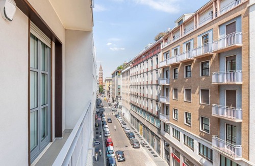 Centro Storico Apartment | Easylife - Elegant abode two steps from the Duomo