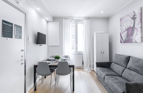 Lazzaretto Apartment | Easylife -Modern and elegant in the heart of Milan