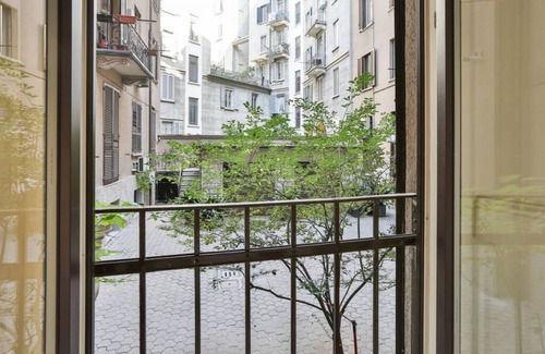 Ponte Seveso Apartment | Easylife - Nice and colorful apartment two minutes from Central Station