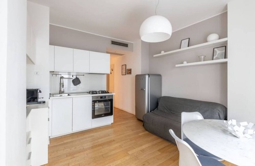 Lazzaretto Apartment | Easylife - Sophisticated studio with balcony in the heart of Porta Venezia