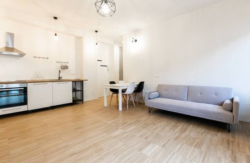 Turro Apartment | Easylife - Spacious and bright two-room apartment in the charming NoLo district