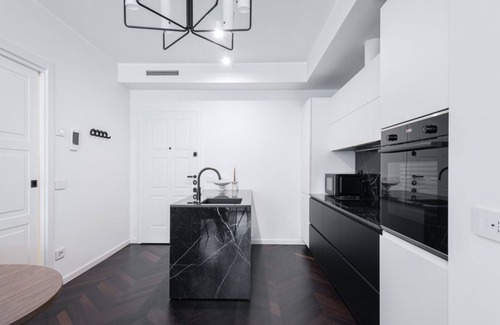 Carrobbio Apartment | Easylife - Wellness and terrace 2 steps from Duomo