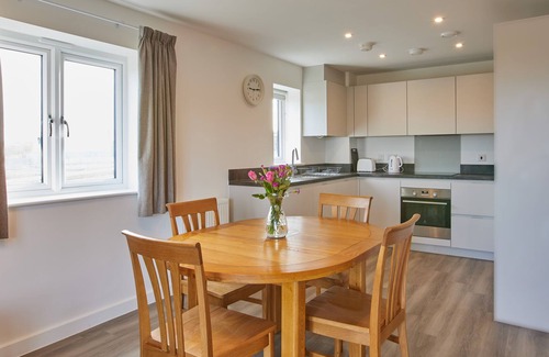 Gravesend Apartment | Ebbsfleet International Apartment