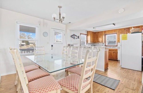 Crescent Beach House | Ebbtide - 8BR Oceanfront Retreat, Sleeps 18
