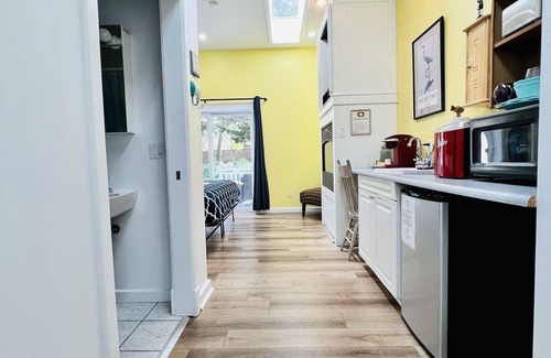 New Buffalo House | Eber Knight Studio - King size with Jacuzzi