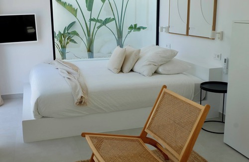 Orihuela Costa Hotel | EBLI'7. HOTEL BOUTIQUE