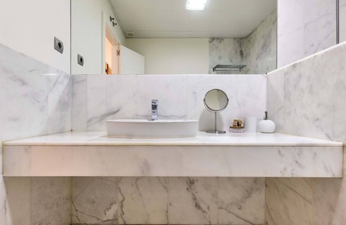 Huertas Apartment | Echegaray VIII apartment in Madrid
