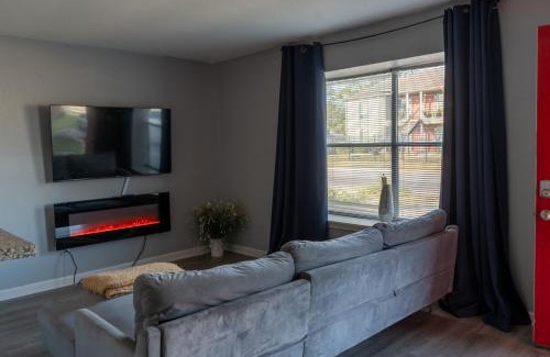 North Shore Apartment | Echelon Oasis on Fleming Drive Modern Comfort & Smart Living