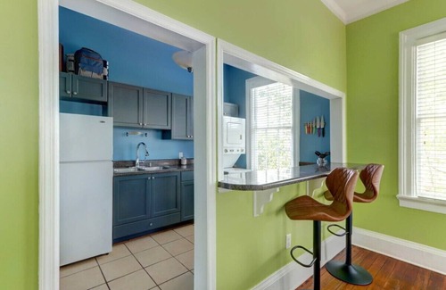 Savannah Victorian District Condo | Eclectic Abode, Funky | Fun | Dog-Friendly!