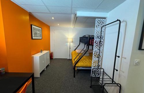 Quartier de la Goutte-d'Or Apartment | Eclectic apartment in Paris near Montmartre