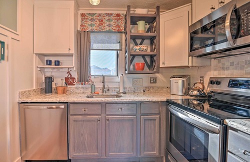 Surfside Beach Condo | Eclectic Condo w/Balcony: 1 Block to Beach!