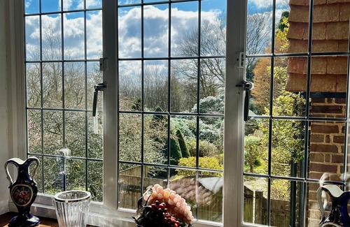 Haslemere House | Eclectic Hilltop House · Panoramic Views of the South Downs