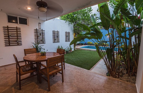 Merida House | ECLECTIC House w/3BR AC, Pool & Great LOCATION!