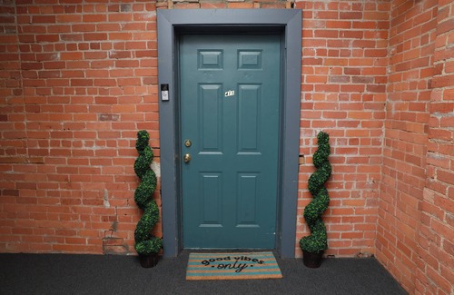 Detroit Apartment | Eclectic Industrial Loft in Detroit's Corktown + Free Parking