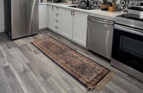 London House | Eclectic Old East 3BD in Entertainment District