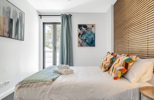 Chippendale Apartment | Eclectic, Perfectly Positioned Apartment