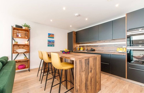 Ramsgate Condo | Eco Beach Front Apartment with Secure Parking
