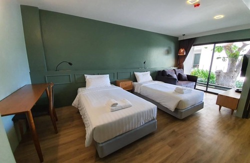 Bang Kao Hotel | Eco Cozy Beachfront Resort Chaam