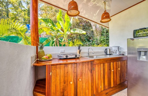 Puerto Viejo de Talamanca Cabin | Eco-friendly 1 bedroom 300 Mts from beach and town