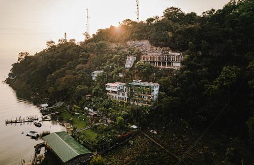 San Juan La Laguna Hotel | Eco Hotel Uxlabil Atitlan