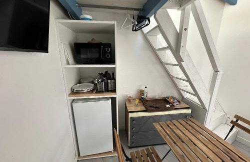 Bois-Guillaume House | ECO STUDIOS mezzanine wifi piscine stationnement gratuit terrasse dans jardin