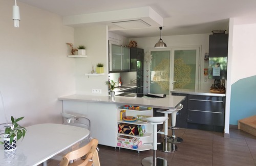 Lattes Villa | Eco villa with air-conditioning, 4 bedrooms, 2 bathrooms, small swimming pool: close to beaches and towns