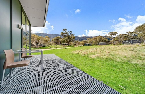 Crackenback House | Ecocrackenback 16 Sustainable chalet close to the slopes