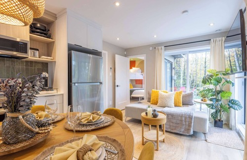 Argenteuil Regional County Municipality Ski Chalet | Ecohaven-Spa, nature & fire under the stars