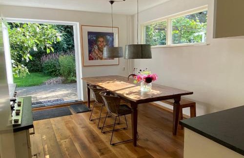 Lochem House | Ecolodge Bergzicht de Bosuil - vakantiehuis aan het bos