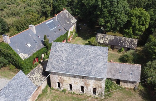 Eance House | Ecologite La Riviere, groups of up to 20