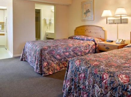 Franklin Cabin | Econo Lodge Franklin