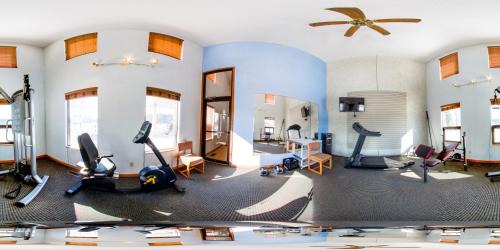 Wisconsin Dells Hotel | Econo Lodge Inn & Suites
