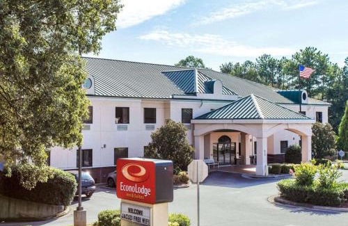 Marietta Hotel | Econo Lodge Inn & Suites Marietta near Dobbins ARB