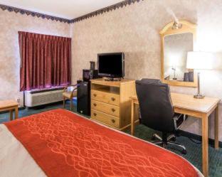Newport Cabin | Econo Lodge Newport West