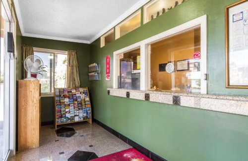 Fairfield Cabin | Econo Lodge