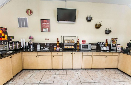 Southside Hotel | Econo Lodge