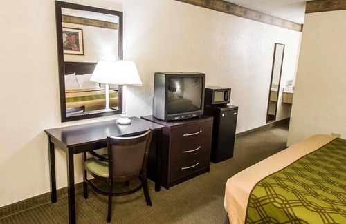 Southside Hotel | Econo Lodge