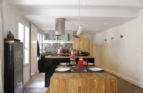 Paris City Center Apartment | Ecrin à Bijoux - Central and Charming apartment with A/C in historical property