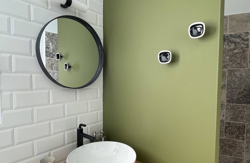 Centre-Ville Apartment | "Ecrin de mer" Charming studios at the water's'edge "Emile"