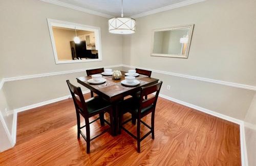 Stone Mountain House | Ecstatic Town Home In Stone Mountain