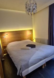 Les Almes House | Edelweiss 2100