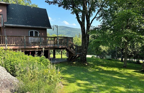 Montgomery Center Ski Chalet | Edelweiss! A Luxurious 5 Bed Ski Chalet 5 Mins to Jay Peak, Vermont