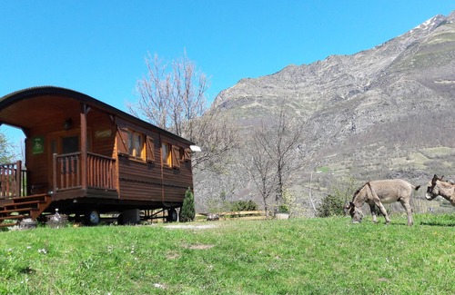 Gedre Cabin | Edelweiss Caravan - Gavarnie
