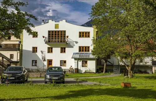 Ried im Oberinntal Apartment | Edelweiss - Stadlchalet