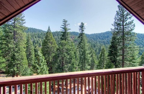 Yosemite West House | Edelweiss