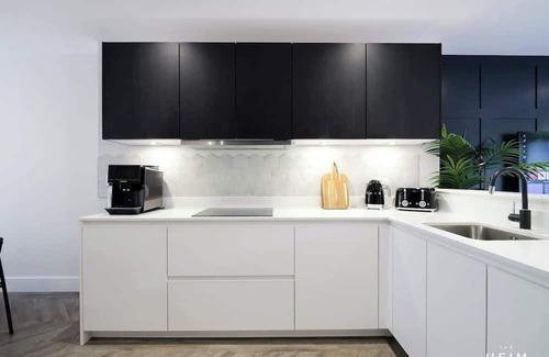 Salford House | Eden at The Heim Residences
