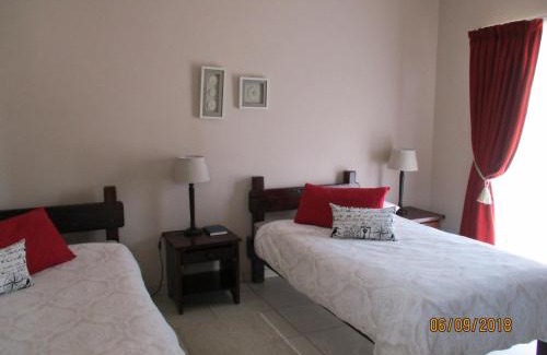 Windhoek Hotel | Eden Chalets