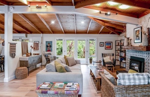 Aldgate House | Eden Gardens in Scenic Aldgate